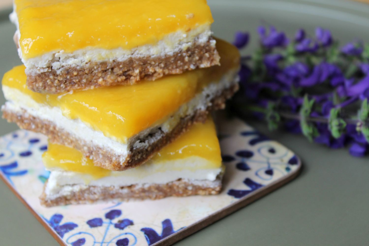 Raw Mango Cheesecake